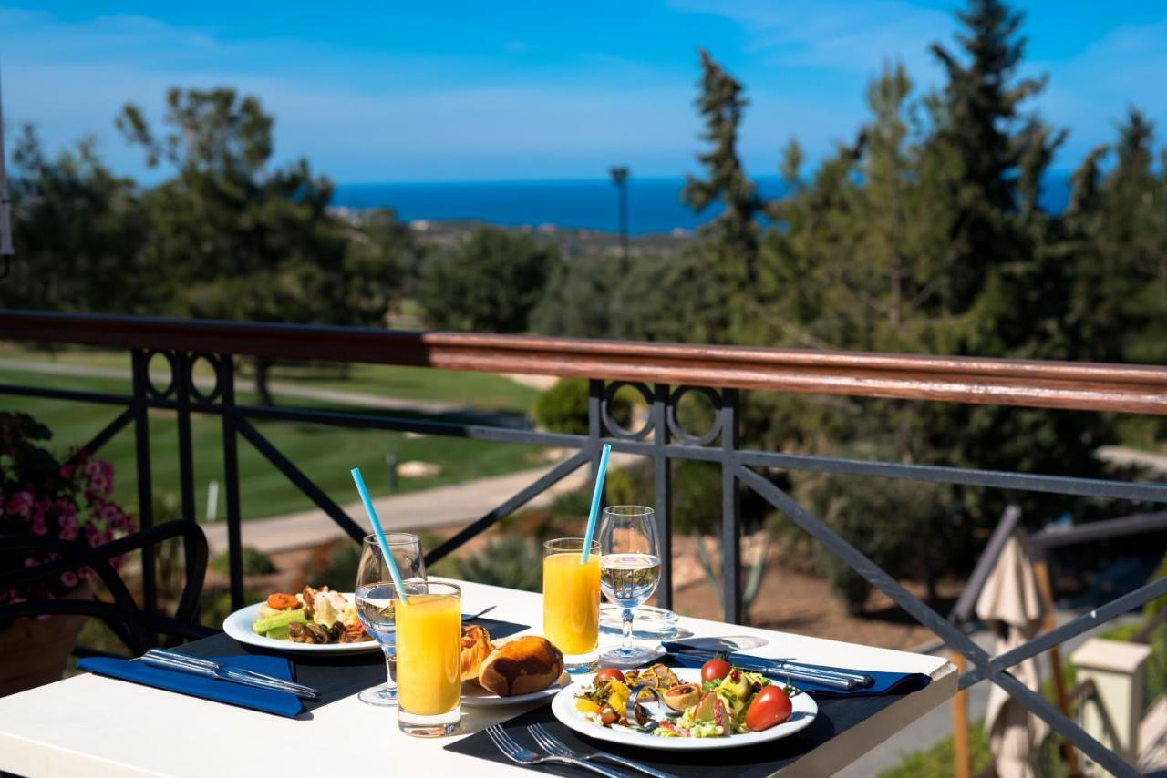 Korineum Golf & Beach Resort Agios Georgios (Girne) Exterior foto