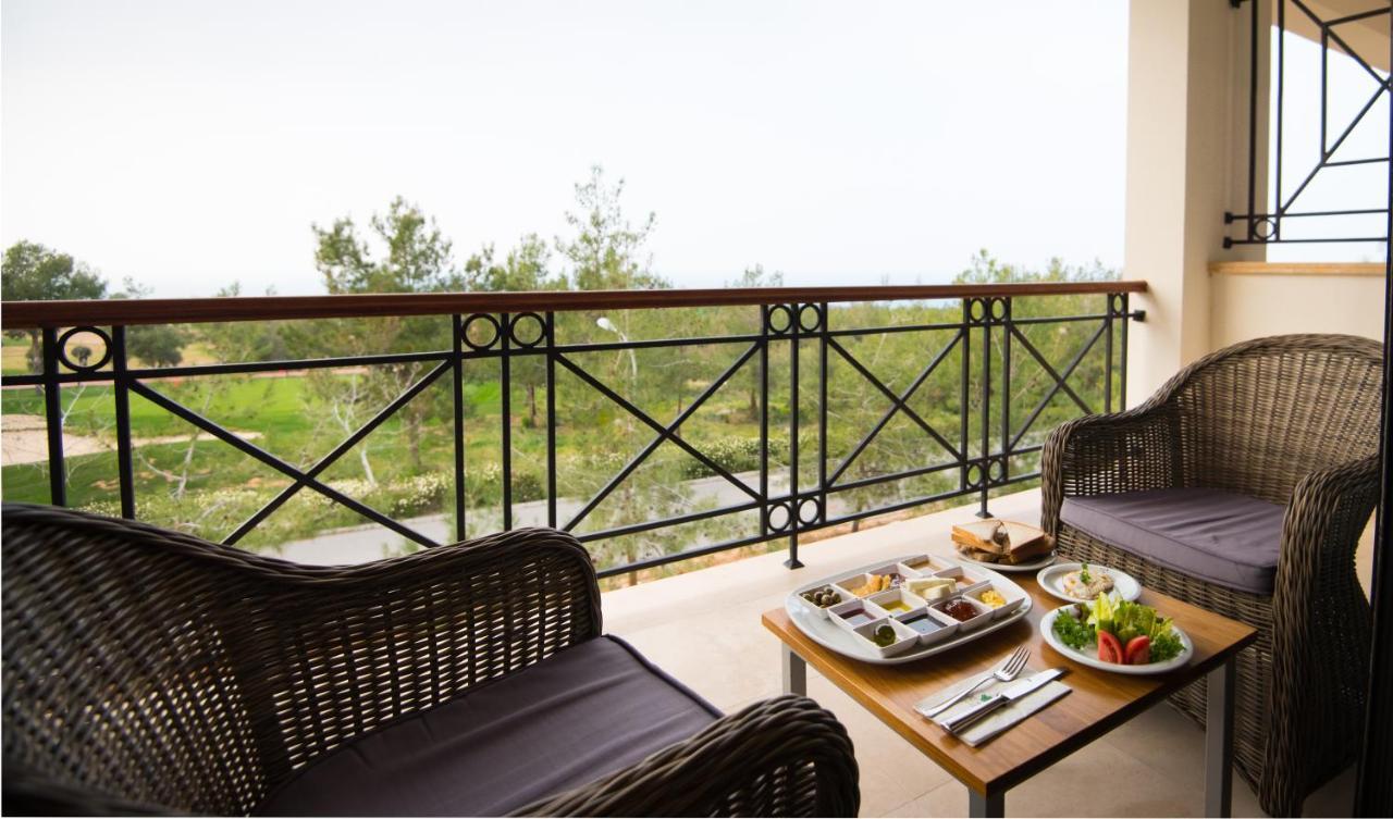 Korineum Golf & Beach Resort Agios Georgios (Girne) Exterior foto