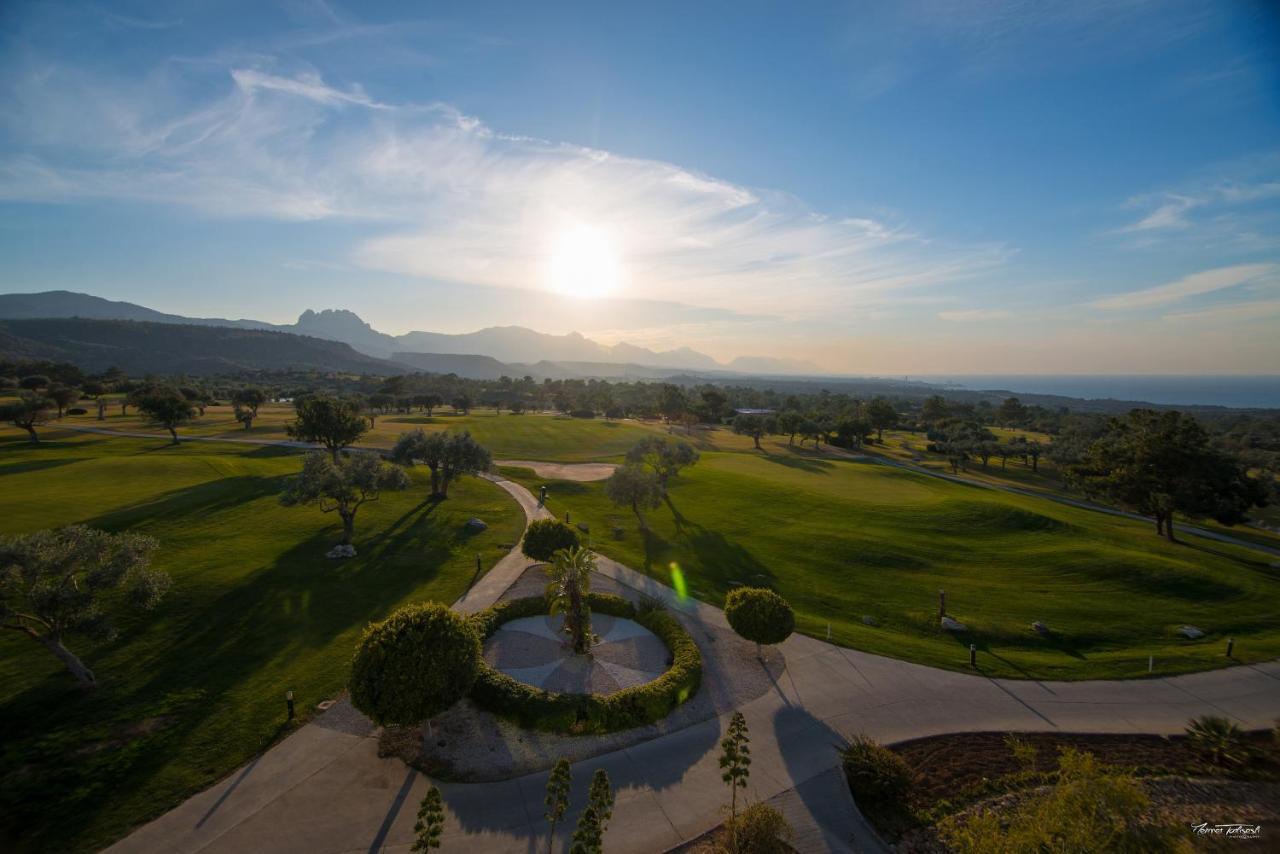 Korineum Golf & Beach Resort Agios Georgios (Girne) Exterior foto