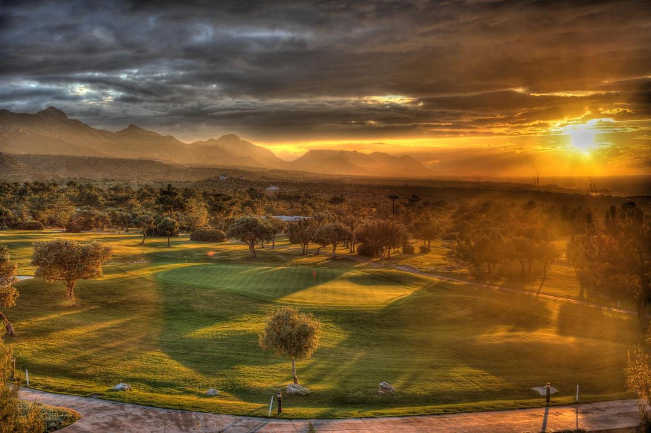 Korineum Golf & Beach Resort Agios Georgios (Girne) Exterior foto