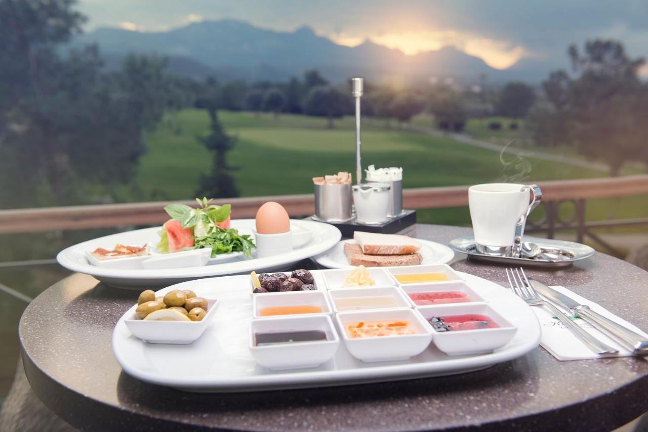 Korineum Golf & Beach Resort Agios Georgios (Girne) Exterior foto