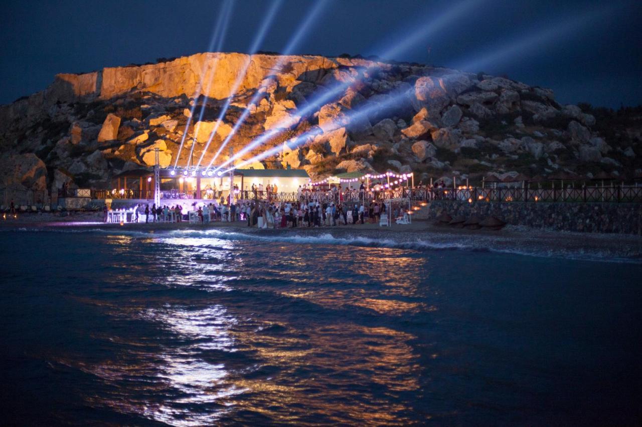 Korineum Golf & Beach Resort Agios Georgios (Girne) Exterior foto