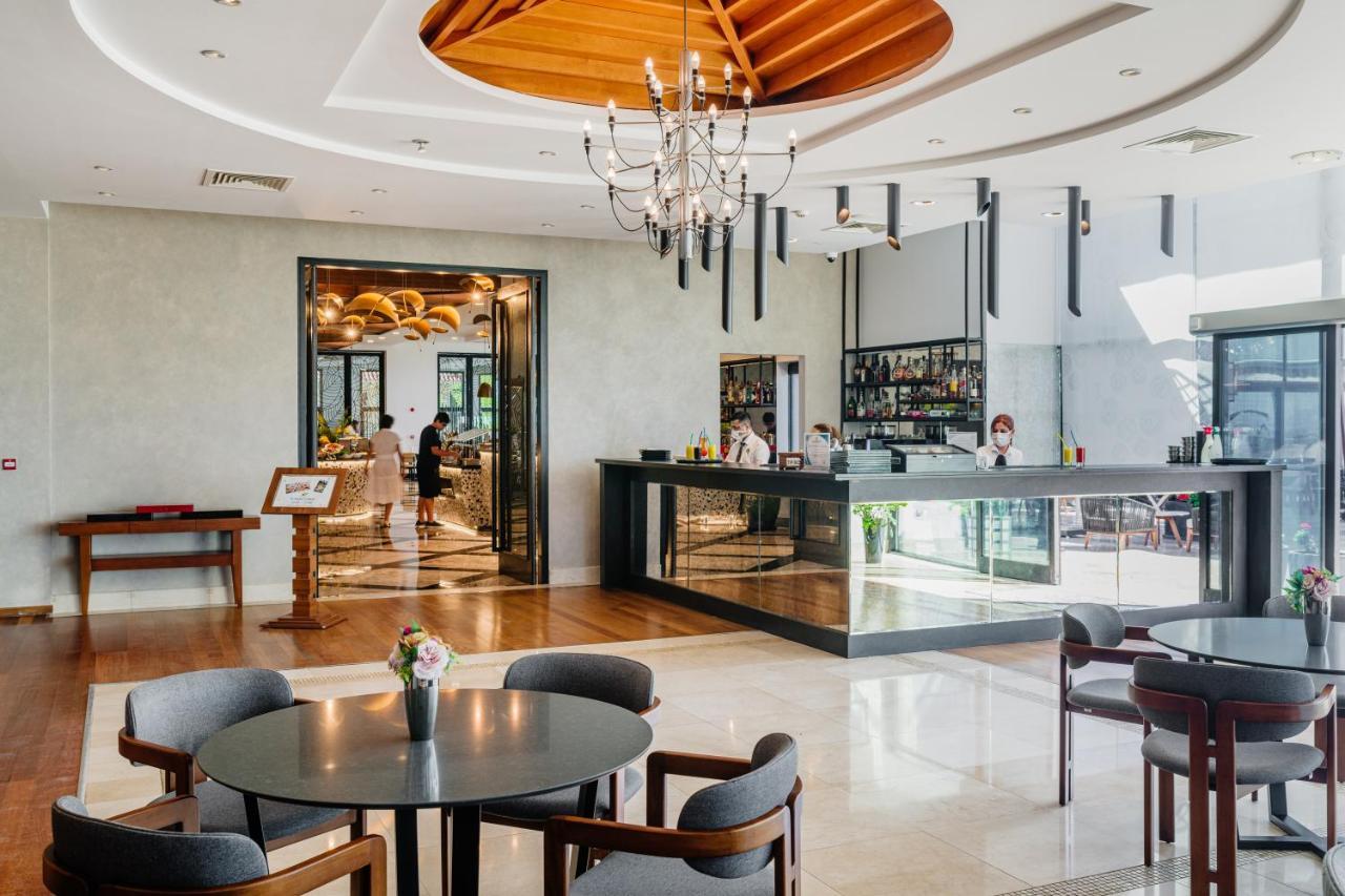 Korineum Golf & Beach Resort Agios Georgios (Girne) Exterior foto